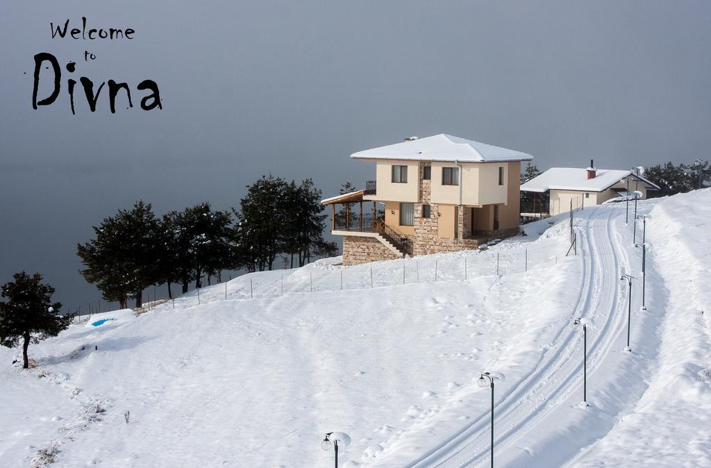 Divna Guest House Dospat Eksteriør bilde